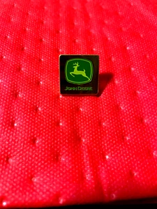 VINTAGE JOHN DEERE Black and Gold lapel pin - Picture 1 of 3