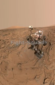 Mai 2016 Selbstporträt des NASA Curiosity Mars Rovers während 1338 Marstag 4591 - Bild 1 von 3