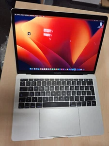 Apple MacBook Pro 13,3 - wenig gelaufen - Modell 2017, Core i5, 8GB, 128 SSD - Bild 1 von 11