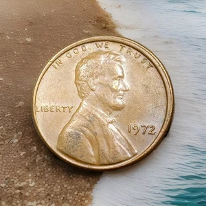 1972 Lincoln Cent. No Mint Mark. Double On Rim , Off Centered Strucking Error - Picture 1 of 4