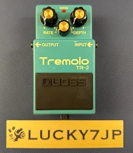 BOSS TR-2 Con Scatola Pedale Effetto Tremolo Chitarra Ottime Condizioni Spedizione Gratuita - Foto 1 di 10