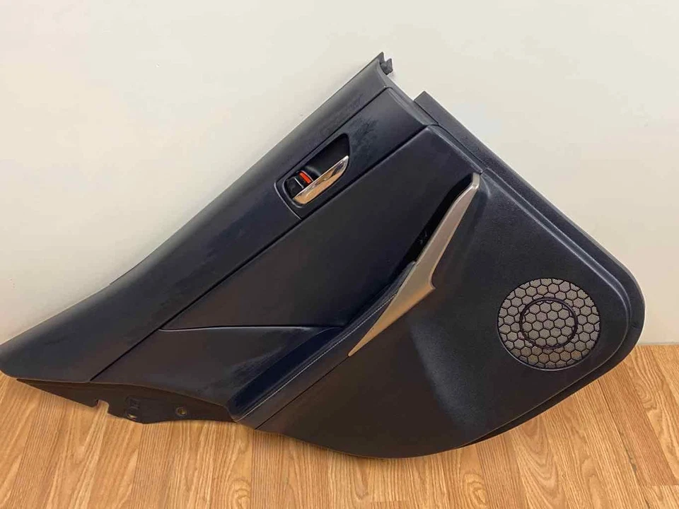 Panel de moldura de puerta de conductor trasero izquierdo con interruptor negro para LEXUS IS350 2014-2016 Foto 1 de 4