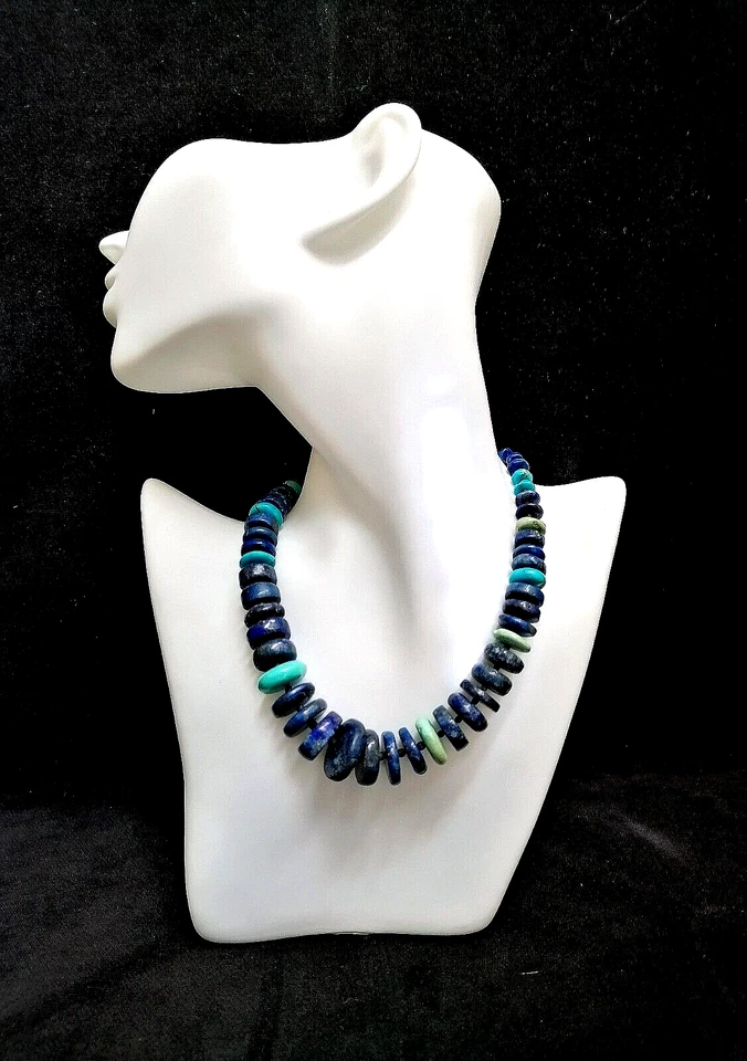 BELLISSIMA ANTICA COLLANA ETNICA A RONDELLE IN LAPISLAZZULO E TURCHESI. - Immagine 1 di 4