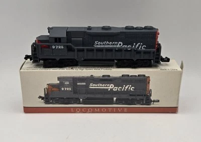 Vintage Southern Pacific Locomotive #9725 Model Train No. 418 High Speed w/Box🛤 - Image 1 of 4