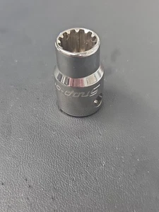 Snap-on Tools USA NEW 3/8" Drive SAE #12 3/8" HEX Shallow SPLINE Socket FES120B - Picture 1 of 4