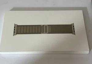 🟢 Apple Watch Strap 49mm Olive Alpine Trail Loop Small Titanium Buckle Original - Zdjęcie 1 z 6