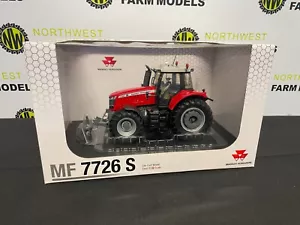 UNIVERSAL HOBBIES 5304 1:32 SCALE MASSEY FERGUSON 7726S TRACTOR - Picture 1 of 2