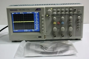 Tektronix Oscilloscope TBS1062 with OEM Probe x2 - Picture 1 of 2