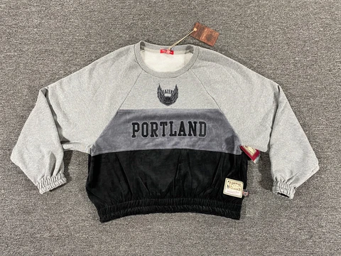 Portland Trail Blazers Sweater Womens Large Gray Mitchell and Ness Velour Fleece Cover