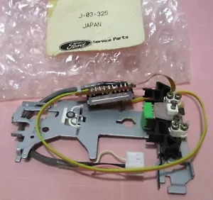 New Ford 88-95 ESR-A B AM-FM Electronic Radio Cassette Head Panel Assy J-03-325 - Picture 1 of 3