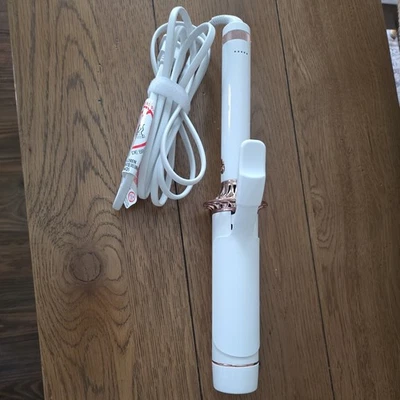 T3 Twirl Trio Curling Iron BARREL -  White W/ rose gold.   1 ³/⁴inch - Image 1 of 4
