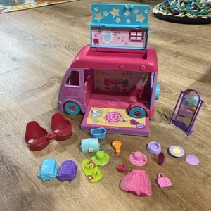 Vintage 2009 Polly Pocket Pop Up Glamper Vehicle Camper Van seats Accessories - Picture 1 of 7