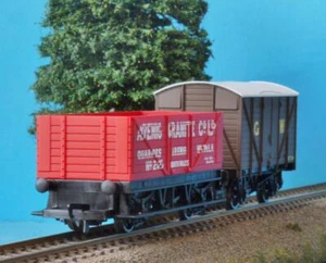 HORNBY WAGONS GWR VENT VAN + ARENIG GRANITE NORTH WALES ex CORNISH CARRIER R1222 - Picture 1 of 4