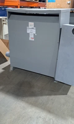 Transformador Federal Pacific T4T225 225 kva 480 V Prim 208 años/120 segundos ¡Excelente estado!! Foto 1 de 2