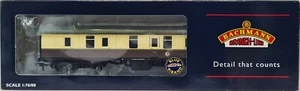 Bachmann 39-179 Mk1 BG Full Brake Coach W81205 in BR WR Chocolate & Cream Livery - Foto 1 di 3