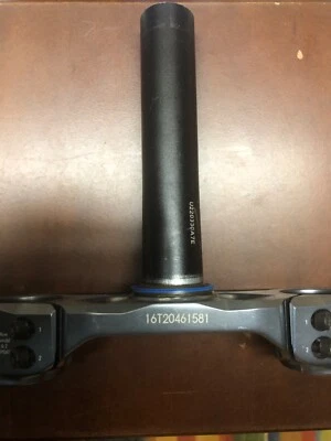 2023 RockShox Boxxer 转向管 — 第 1/3 张图片