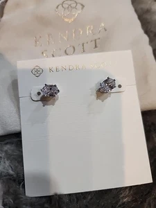 Kendra Scott Calin Cristal Blanco Circonita Cúbica Pendientes Bolsa para el Polvo Nuevo con Etiquetas $55 - Imagen 1 de 3
