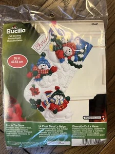 NEU Bucilla Filz Weihnachtsstrumpf Set SPASS im SCHNEE spielen Schneemann 86441 - Bild 1 von 2