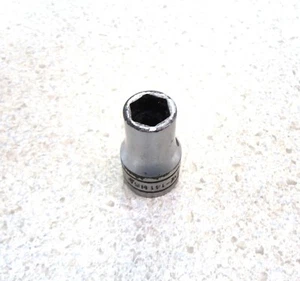 Snap-On Tools USA 1/2" Drive 7/16" SAE 6 Point Shallow Socket TW141 - Imagen 1 de 1