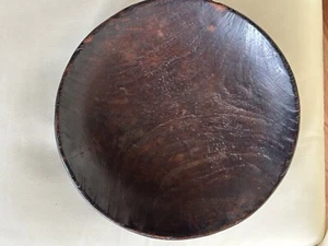 Antiguo cuenco de madera tallado a mano 14" X 2,5" - Imagen 1 de 3