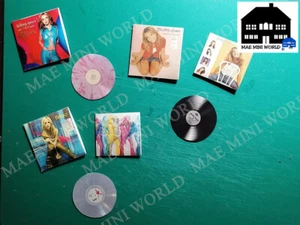 BRITNEY SPEARS. 3 Miniature music record vintage. Handmade, Scale 1/12. - Bild 1 von 2