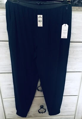 Ropa de dormir Express talla Pantalones de mujer M, confort de lujo, nuevos ($68) Foto 1 de 4