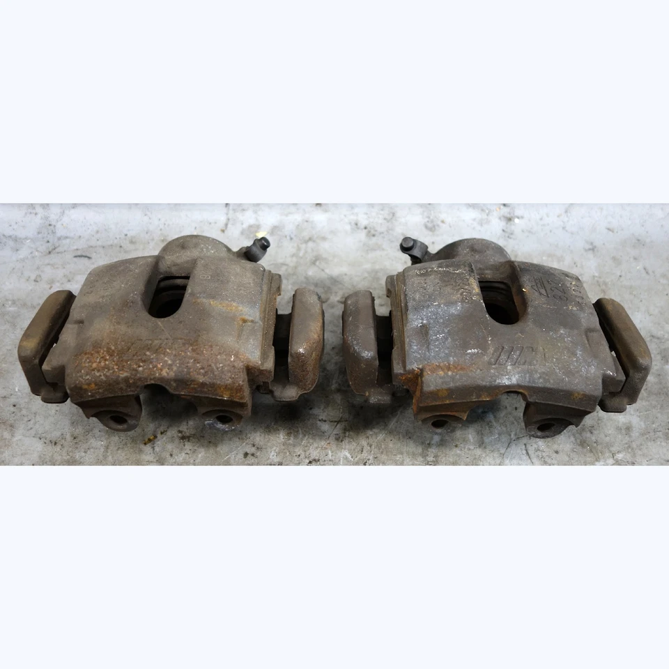 Juego de pinzas de freno delanteras izquierda derecha BMW E46 M3 //M 2001-2006 OEM USADO Foto 1 de 4