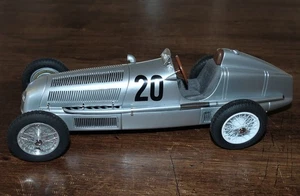 CMC Mercedes W 25 / Manfred von Brauchitsch / 1:18 - Bild 1 von 10