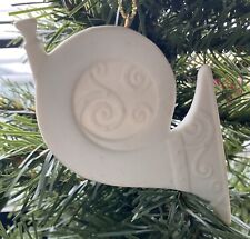 VTG 2002 Demdaco Christmas Wishes Ornament HORN CELEBRATION Matte White NO BOX 1