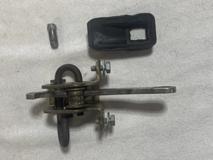 Revisión de puerta OEM BMW E36 Z3 con PIn y junta de goma P/N 5121-8397709 - Imagen 1 de 6