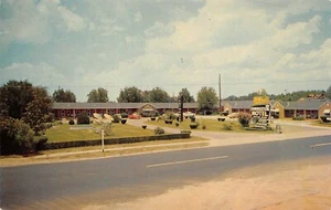 Summerton Motel & Coffee Shop Roadside Street View Summerton,SC 1950's Postcard - Picture 1 of 2