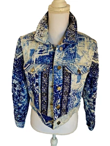 Chico's Western Jean Jacket Size 1 Bling Blue and White Beading Pockets - Picture 1 of 9