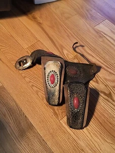 VTG Western Style Cap Gun Holster Set Beautiful! - Picture 1 of 10