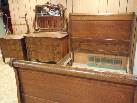 Antique Oak Bed, Dresser w/Beveled Mirror, Wash Stand both w/Serpentine drawers Cover