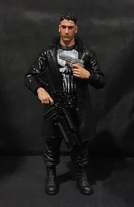 Marvel Legends Punisher Action Figure Netflix Hasbro 2017 Man Thing BAF Wave - Foto 1 di 16