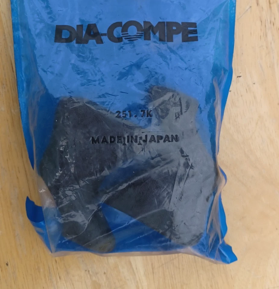 Новые из старых запасов нераспакованные рычажные капоты для рычага дорожного тормоза Dia Compe Royal Gran Sport Aero /AGC251 - Изображение 1 из 4