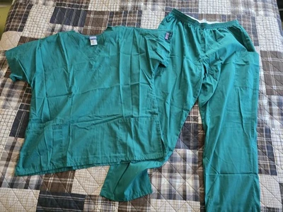 Women's Large Cherokee Scrub Set Size Large - Image 1 of 3
