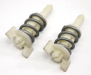 2x Tail Light Lamp Bulb Holder Bolt Screw VW Golf Sportwagen Alltrack MK7 Atlas - Picture 1 of 2