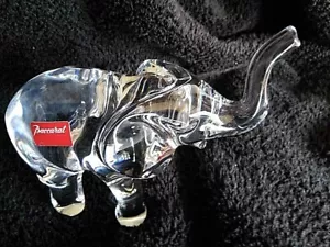 Statuine elefante Baccarat Crystal LOET TANGANYIKA - Foto 1 di 4
