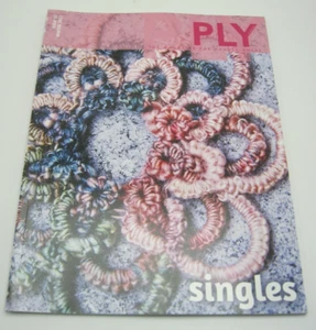 Ausgabe 11 des PLY Magazins für Handspinner Singles Stricken Winter 2015 - Bild 1 von 3