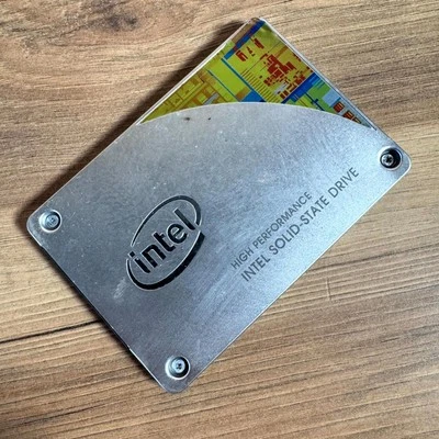 Intel 530 Series SSDSC2BW180A4 Internal SSD Solid State Silver 180GB - For Parts - Image 1 of 4