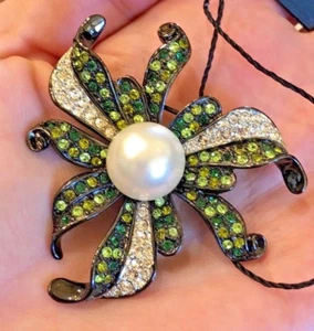 VINTAGE KENNETH JAY LANE FLOWER PIN BROOCH - Picture 1 of 5