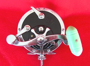 Vintage Penn No. 49M Super Mariner Big Game Reel in VERY NICE COLLECTIBLE COND!b - Picture 1 of 8