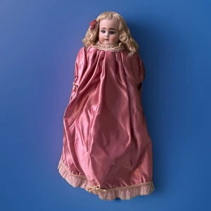 ANTICA BAMBOLA SIMON & HALBIG BERGMANN 22” BISQUE abito seta rosa antico denti - Foto 1 di 11