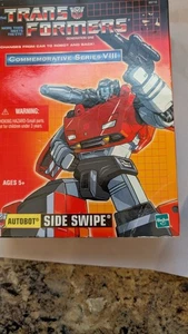 Transformers Hasbro G1 Reissue Sideswipe TRU Exclusive Commemorative Series VIII - Picture 1 of 9