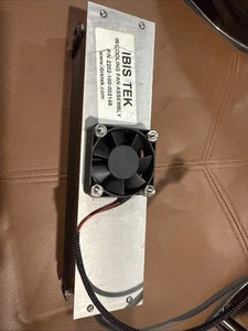 BARRA DE LUZ IBIS TEK IR CON MONTAJE VENTILADOR P/N 2202-100-002148 REV 6 grado militar - Imagen 1 de 5