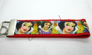 Cinta Blancanieves en Fuertes Correas Llavero Llavero Muñequera (Princesa) - Imagen 1 de 10