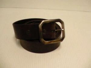 True Religion Cinturón de Cuero Genuino Hebilla de Metal Pistola Talla 28 pulgadas Marrón Oscuro - Imagen 1 de 4