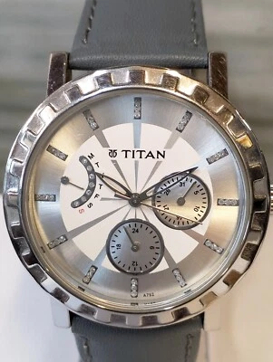 CUARZO MULTIFUNCIÓN TITAN ORIGINAL 9741SAA INDIA UNISEX ADULTOS FUNCIONANDO COMPLETO Foto 1 de 4