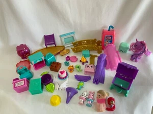 Spielzeug Konvolut Barbie Haustiere Hatchimals Shopkins My Little Pony Ersatzteile - Bild 1 von 6